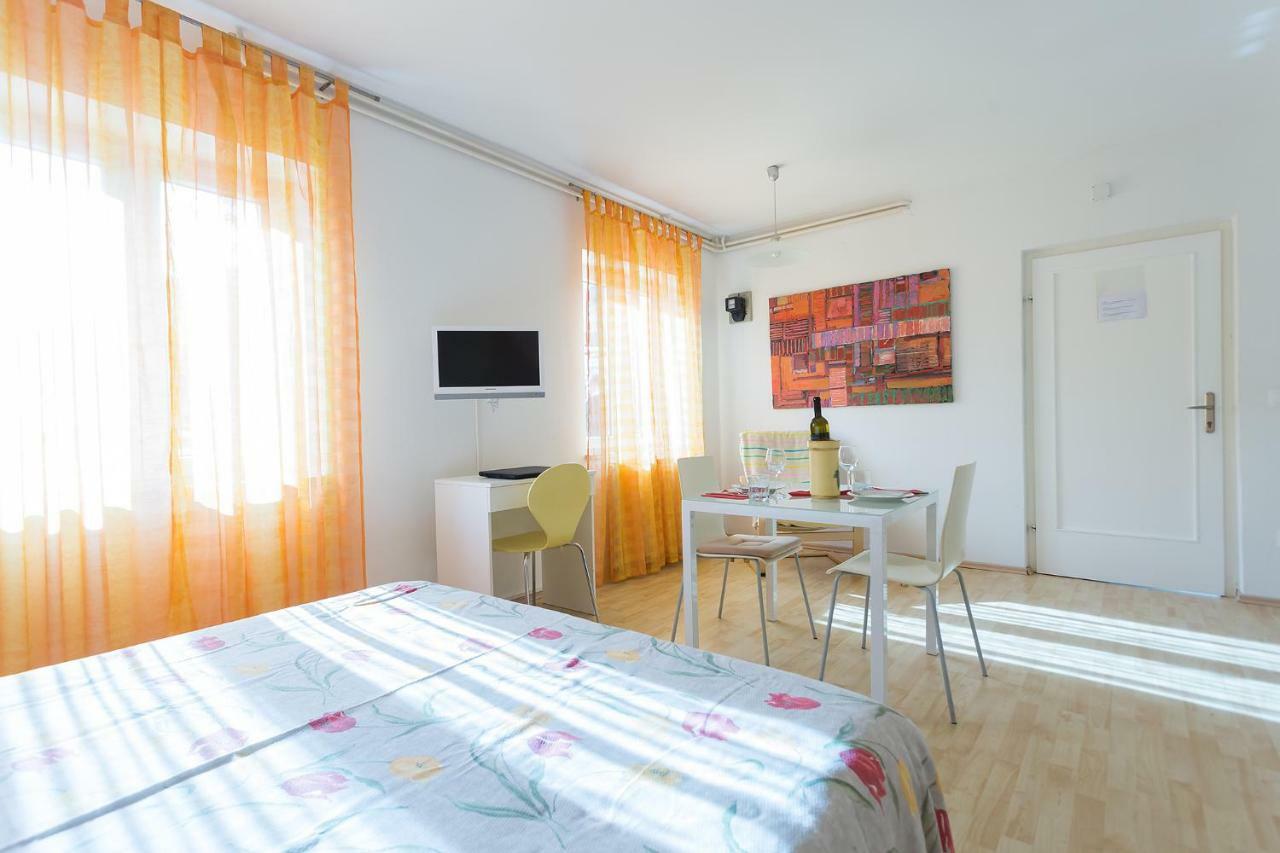 Apartments Casa Geli 波雷奇 外观 照片