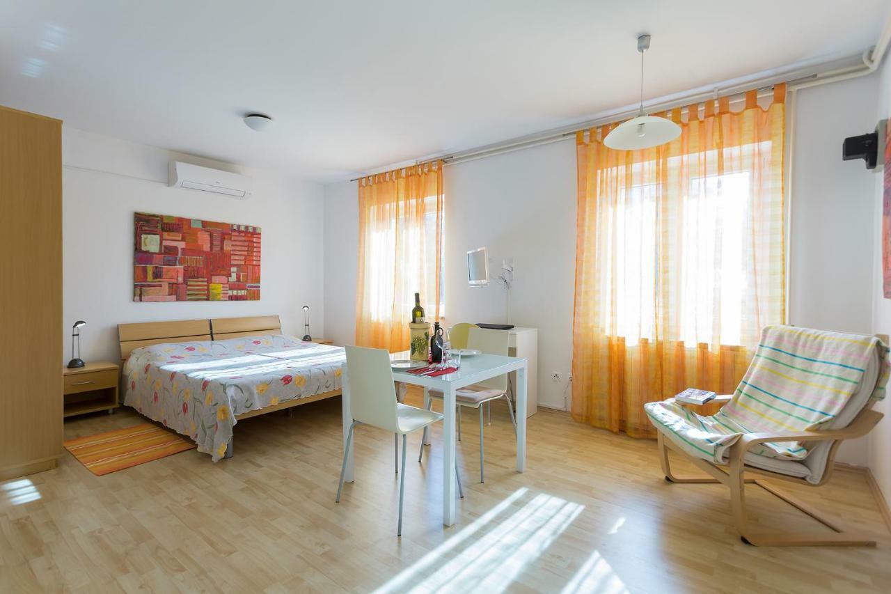 Apartments Casa Geli 波雷奇 外观 照片